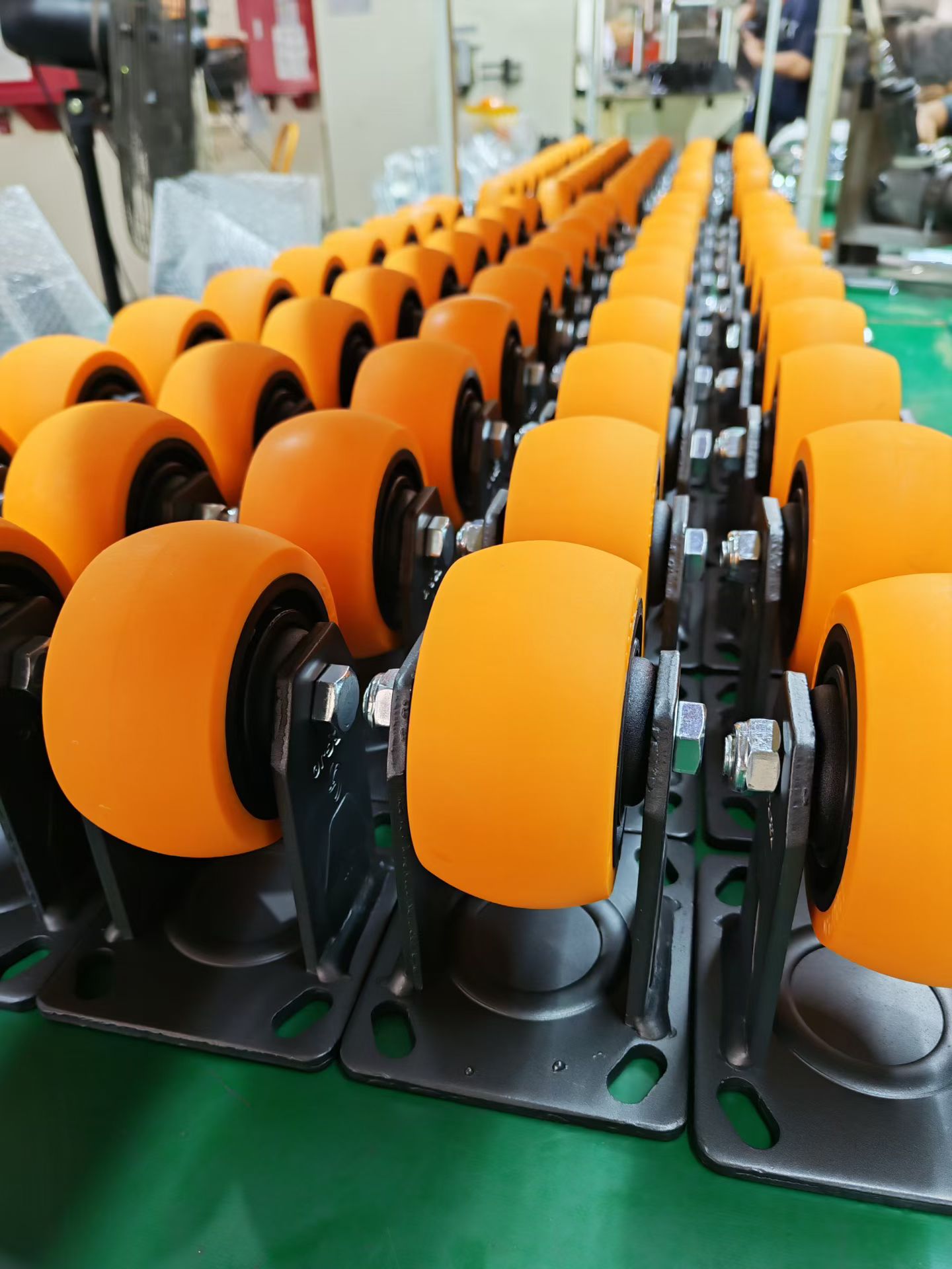 WIEXIN heavy-duty orange industrial casters
